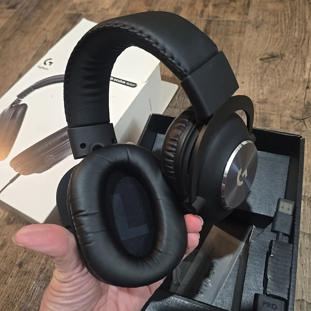 Logitech pro headphones for Oculus quest 2